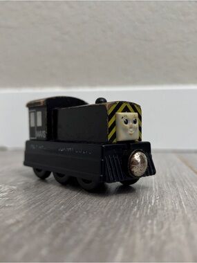Wooden Mavis - Thomas & Friends